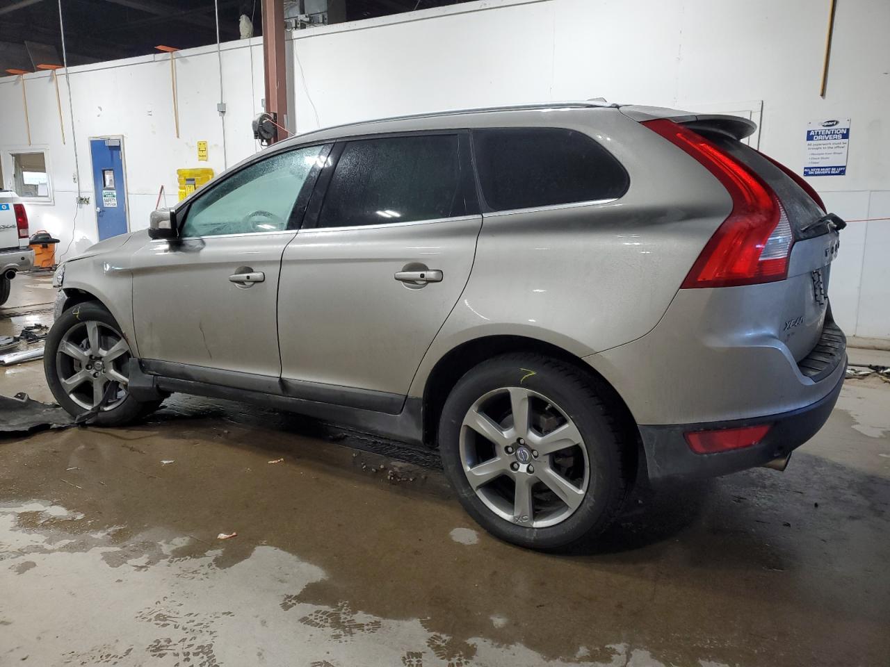 VOLVO XC60 T6