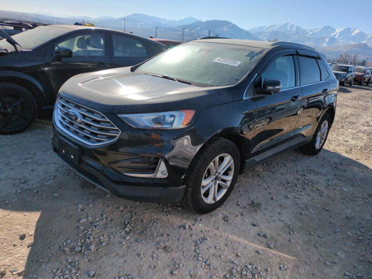  Salvage Ford Edge