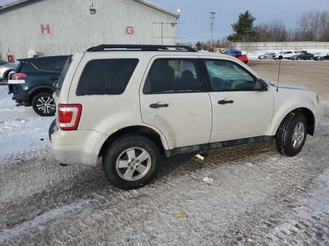 1FMCU0DG7AKD44709 Ford Escape Xlt 2010