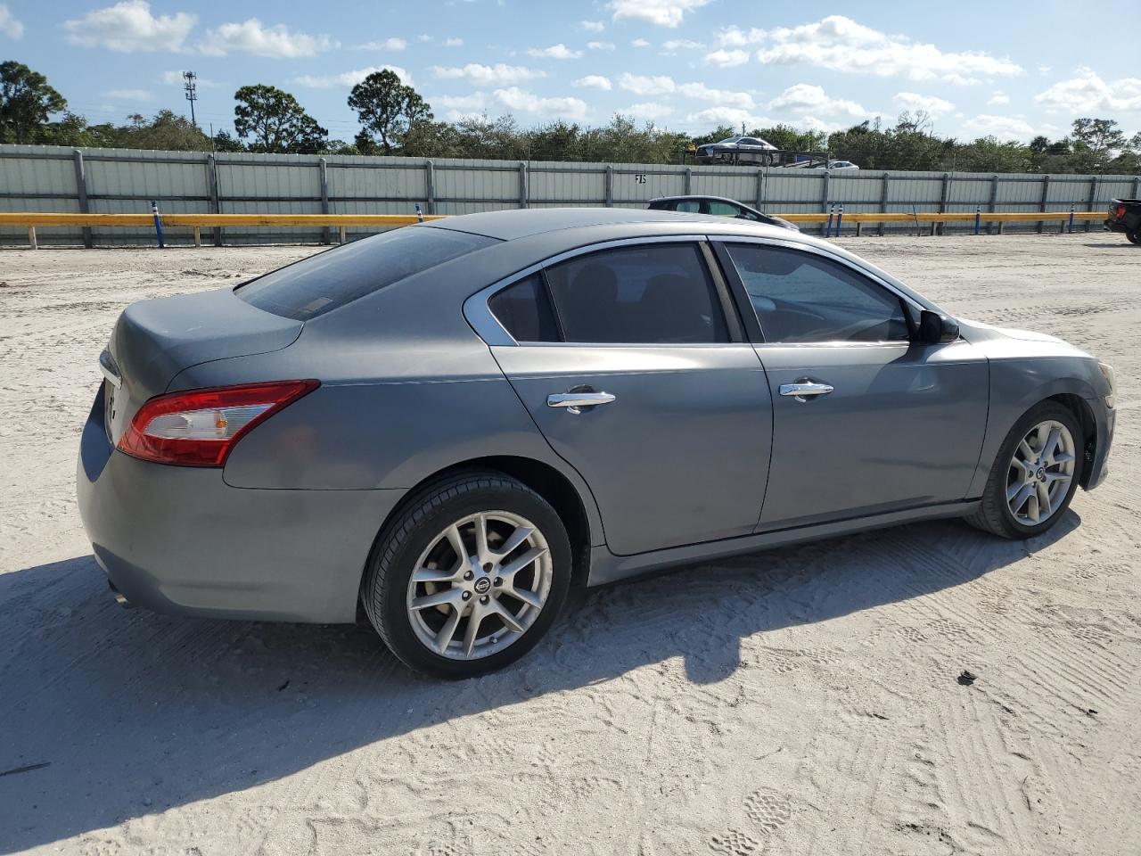 Lot #3049555710 2010 NISSAN MAXIMA S