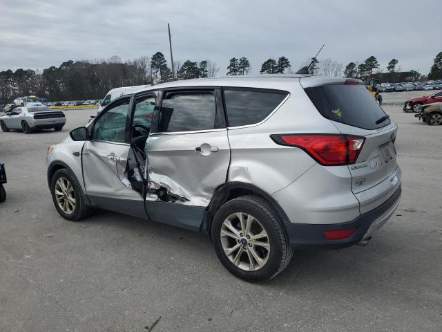 2019 FORD ESCAPE SE - 1FMCU0GD8KUB46017
