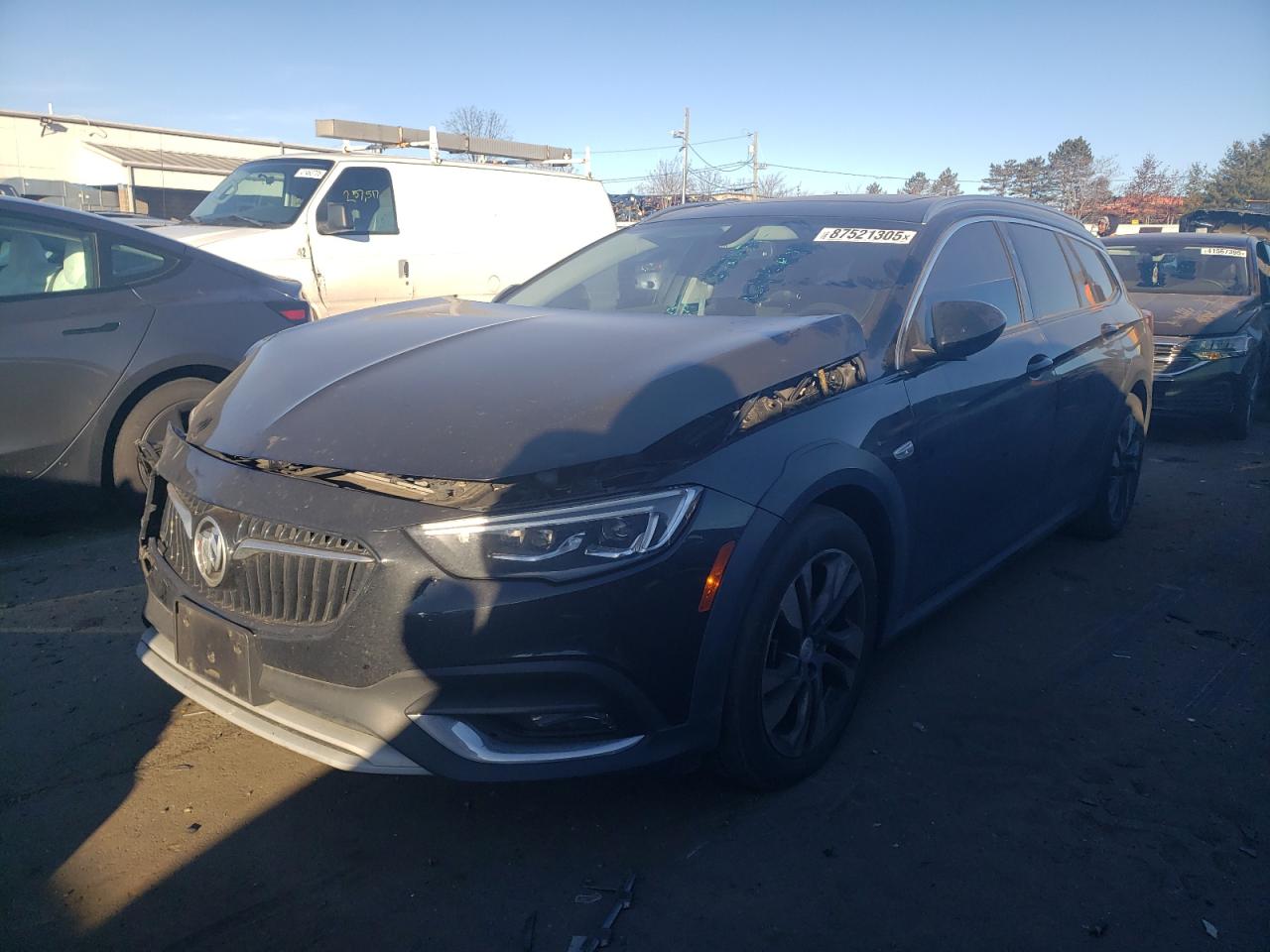 W04GV8SX7J1065846 BUICK REGAL TOUR 2018