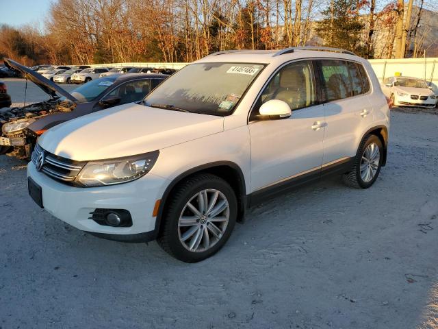 2016 VOLKSWAGEN TIGUAN S - WVGBV7AX3GW552707