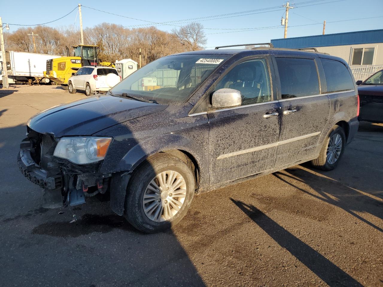  Salvage Chrysler Minivan