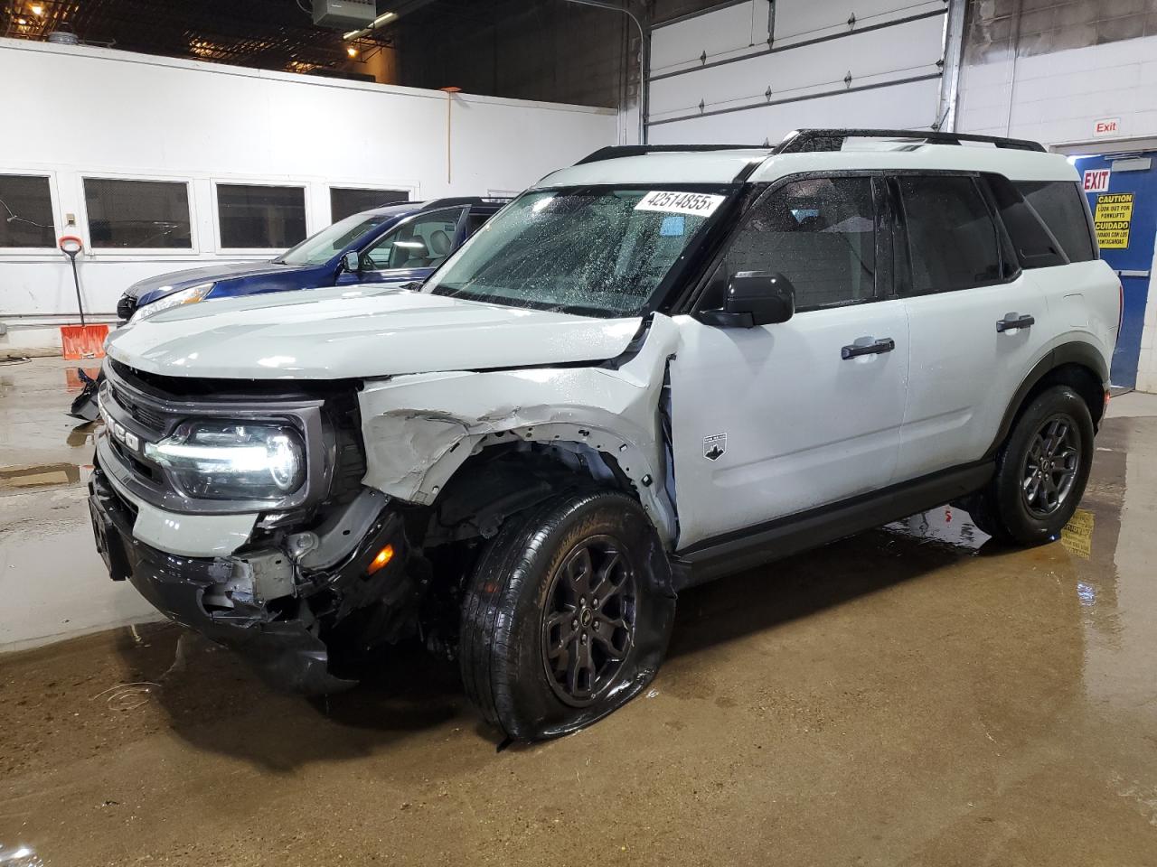  Salvage Ford Bronco