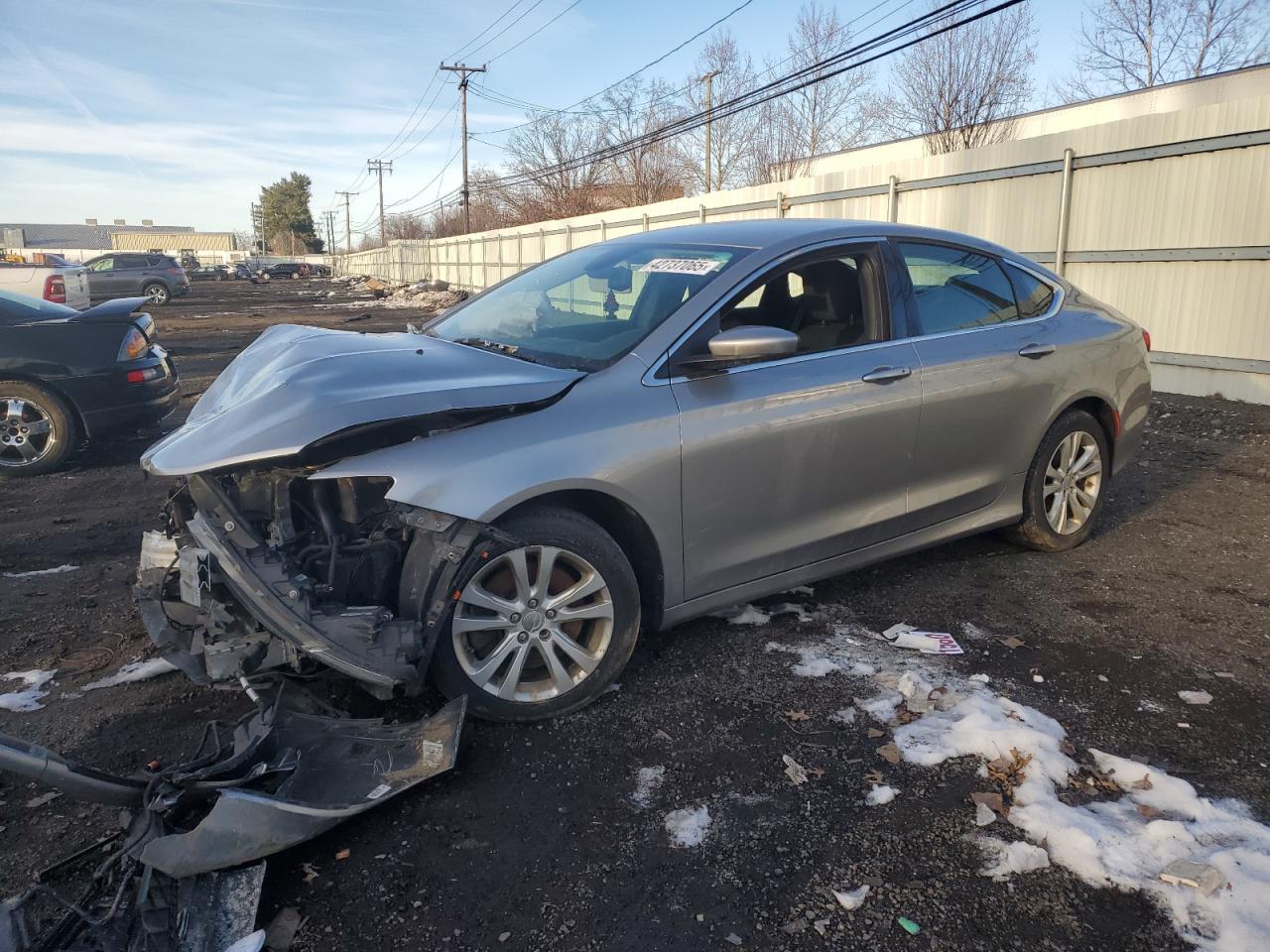  Salvage Chrysler 200