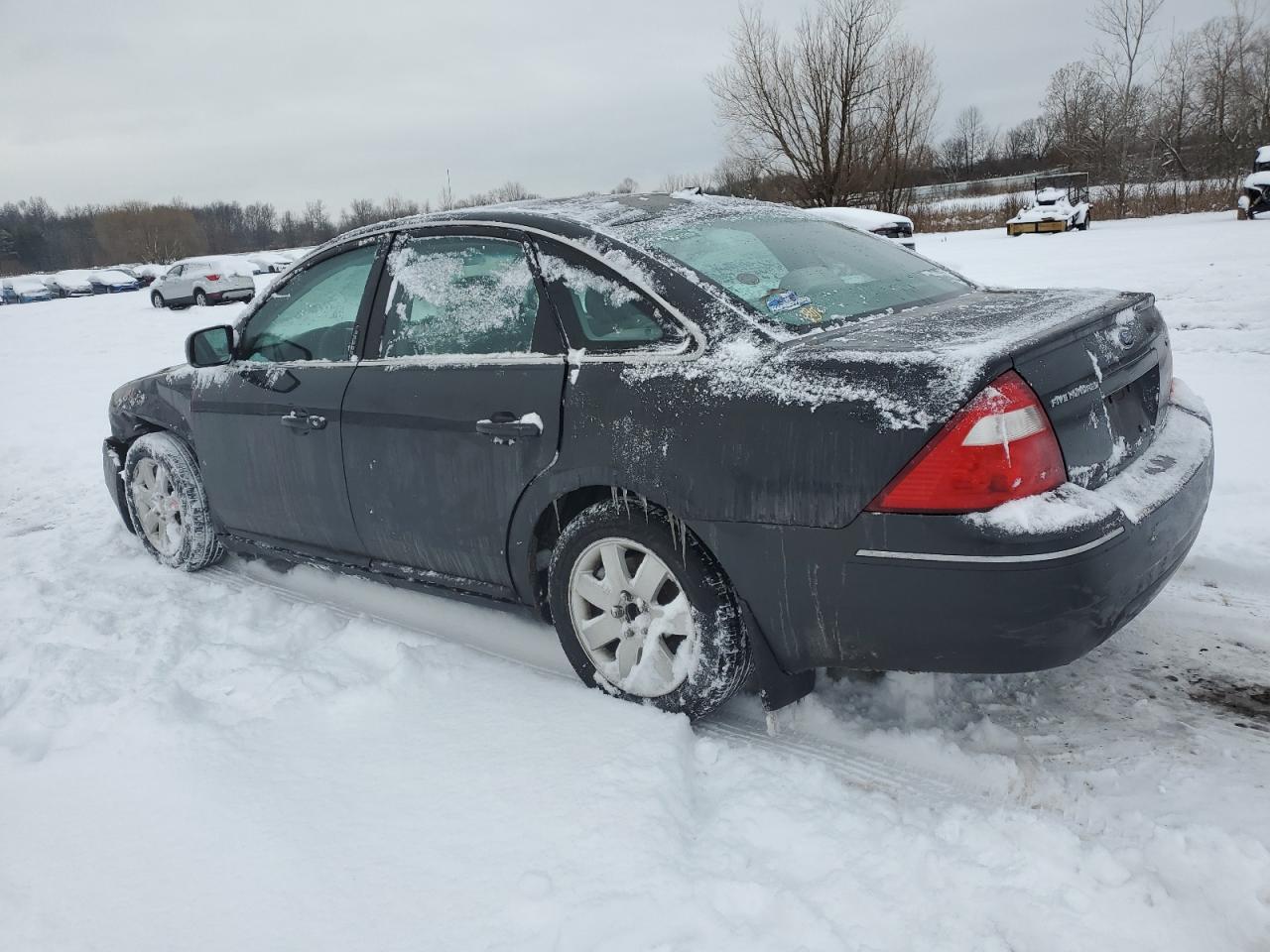 Lot #3052366607 2007 FORD FIVE HUNDR