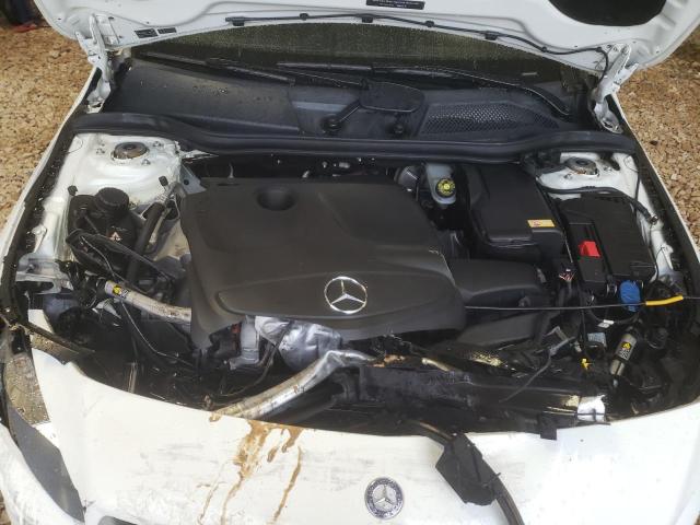 2015 MERCEDES-BENZ CLA 250 WDDSJ4EB0FN189077