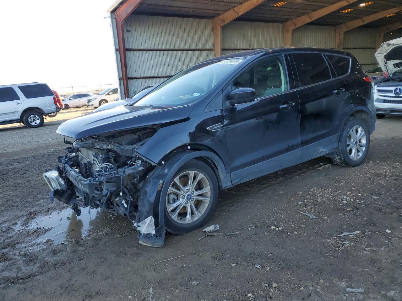 1FMCU9GD9HUF04075 FORD ESCAPE SE 2017