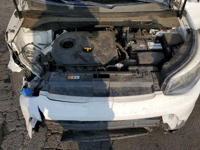 2015 KIA SOUL + KNDJP3A53F7228795