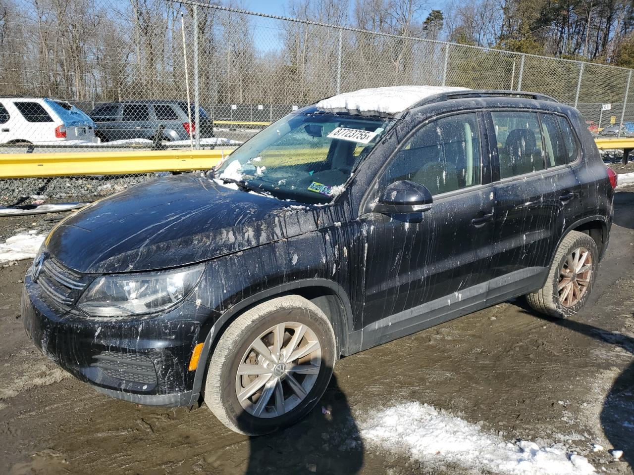 Volkswagen Tiguan s 2017