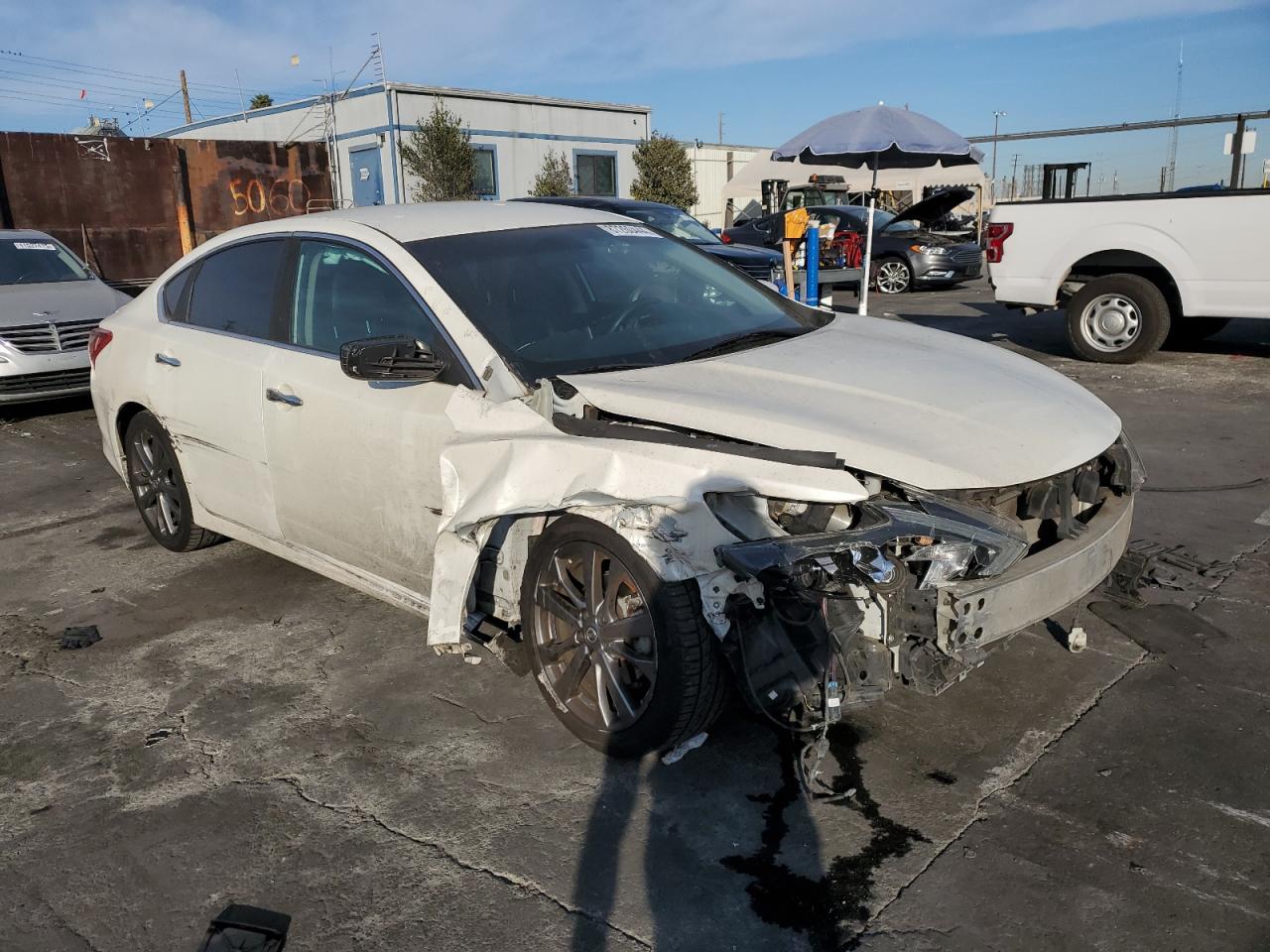 Lot #3050630104 2018 NISSAN ALTIMA 2.5