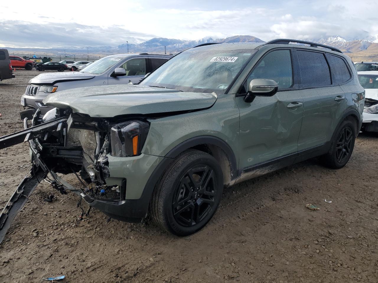  Salvage Kia Telluride