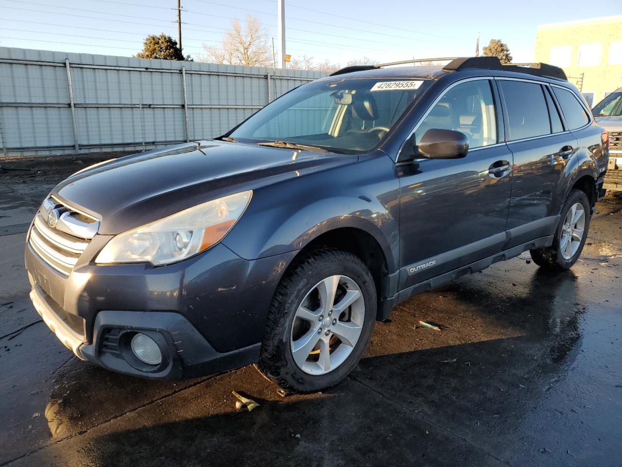  Salvage Subaru Outback