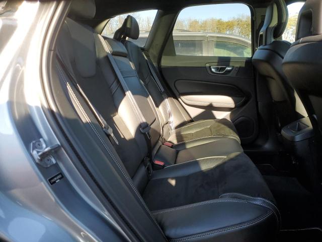 2018 VOLVO XC60 T6 R- - LYVA22RM3JB105913