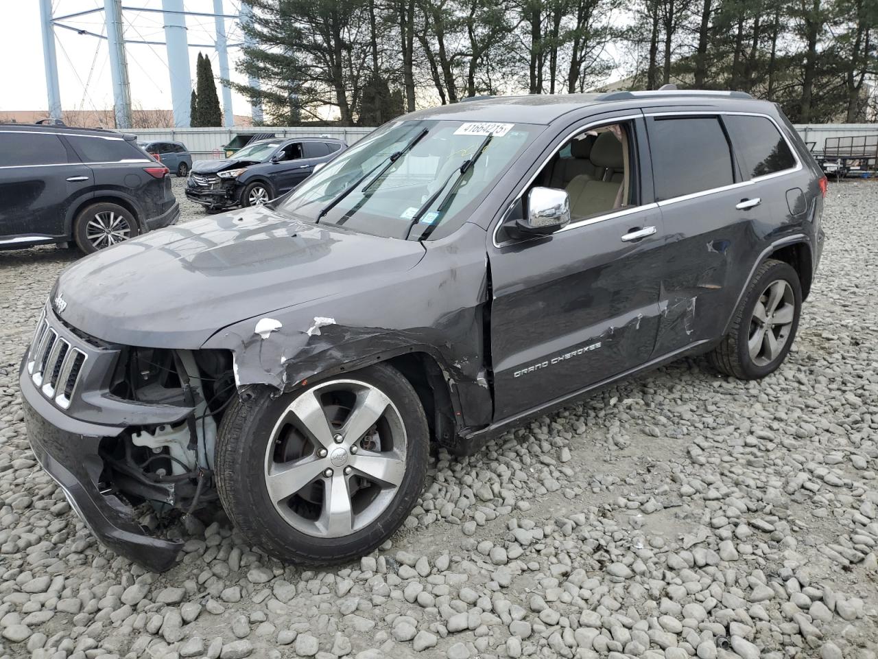  Salvage Jeep Grand Cherokee