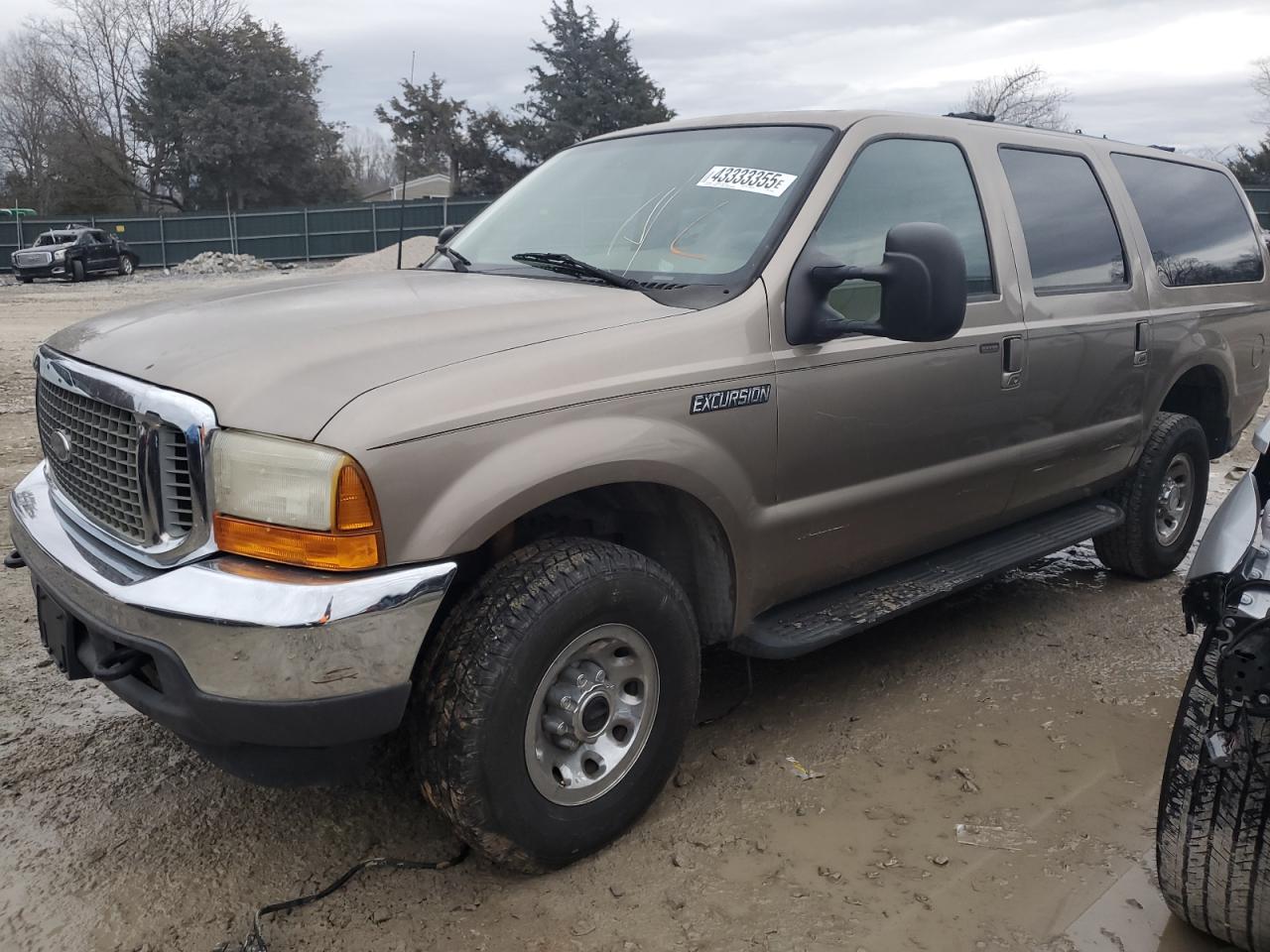  Salvage Ford Excursion