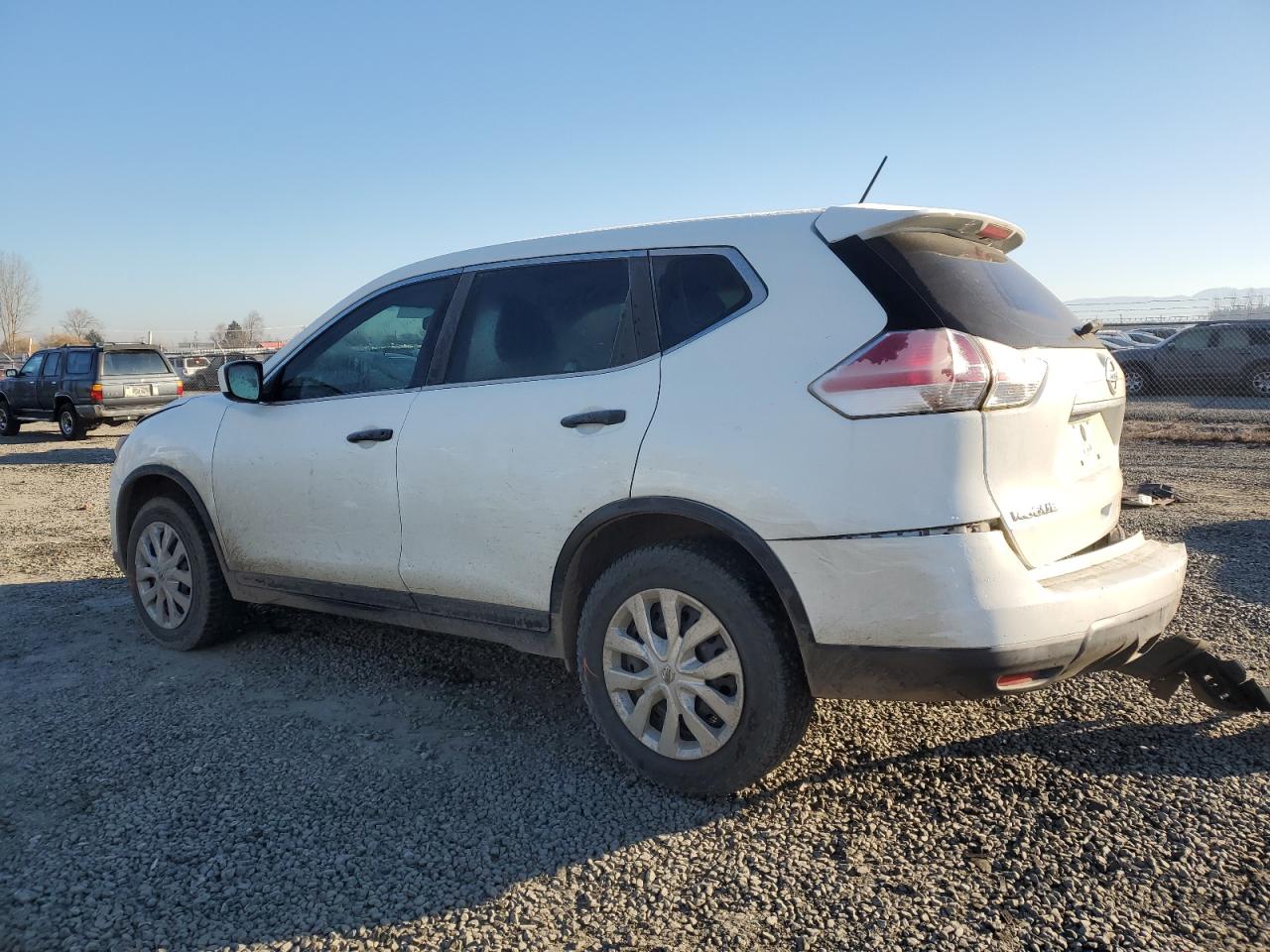 Nissan Rogue s 2016