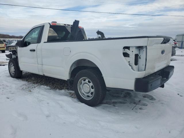 FORD F150 2022 white  gas 1FTMF1CB3NKD89943 photo #3