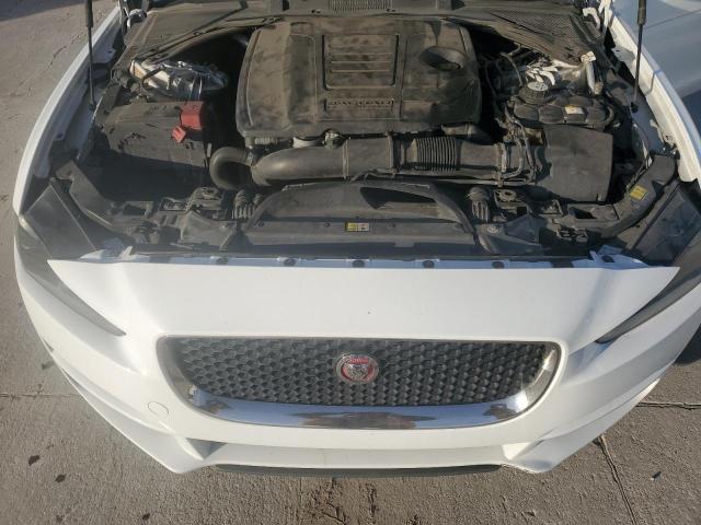 2018 JAGUAR XE SAJAR4FX6JCP24055