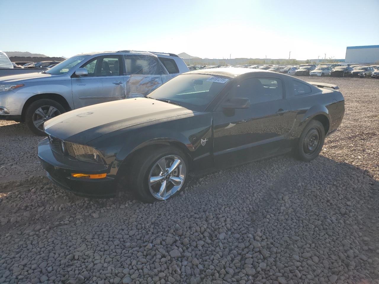  Salvage Ford Mustang