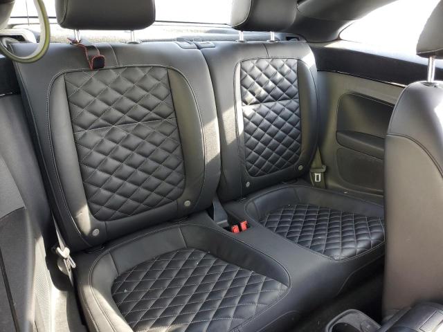 2019 VOLKSWAGEN BEETLE SE 3VWJD7AT7KM706471