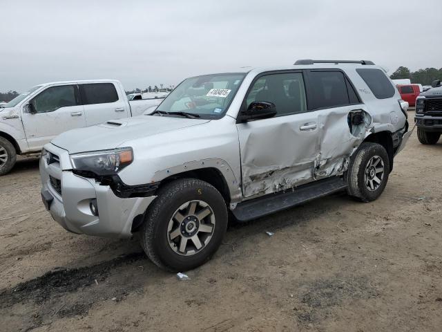 TOYOTA 4RUNNER SE