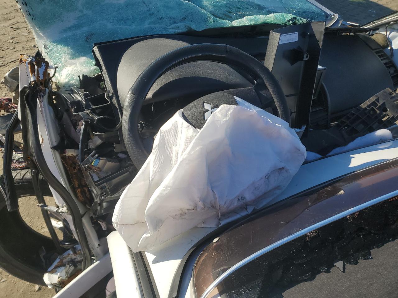 MITSUBISHI GALANT ES