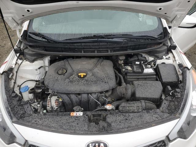 VIN KNAFX4A65G5555780 2016 KIA FORTE no.11