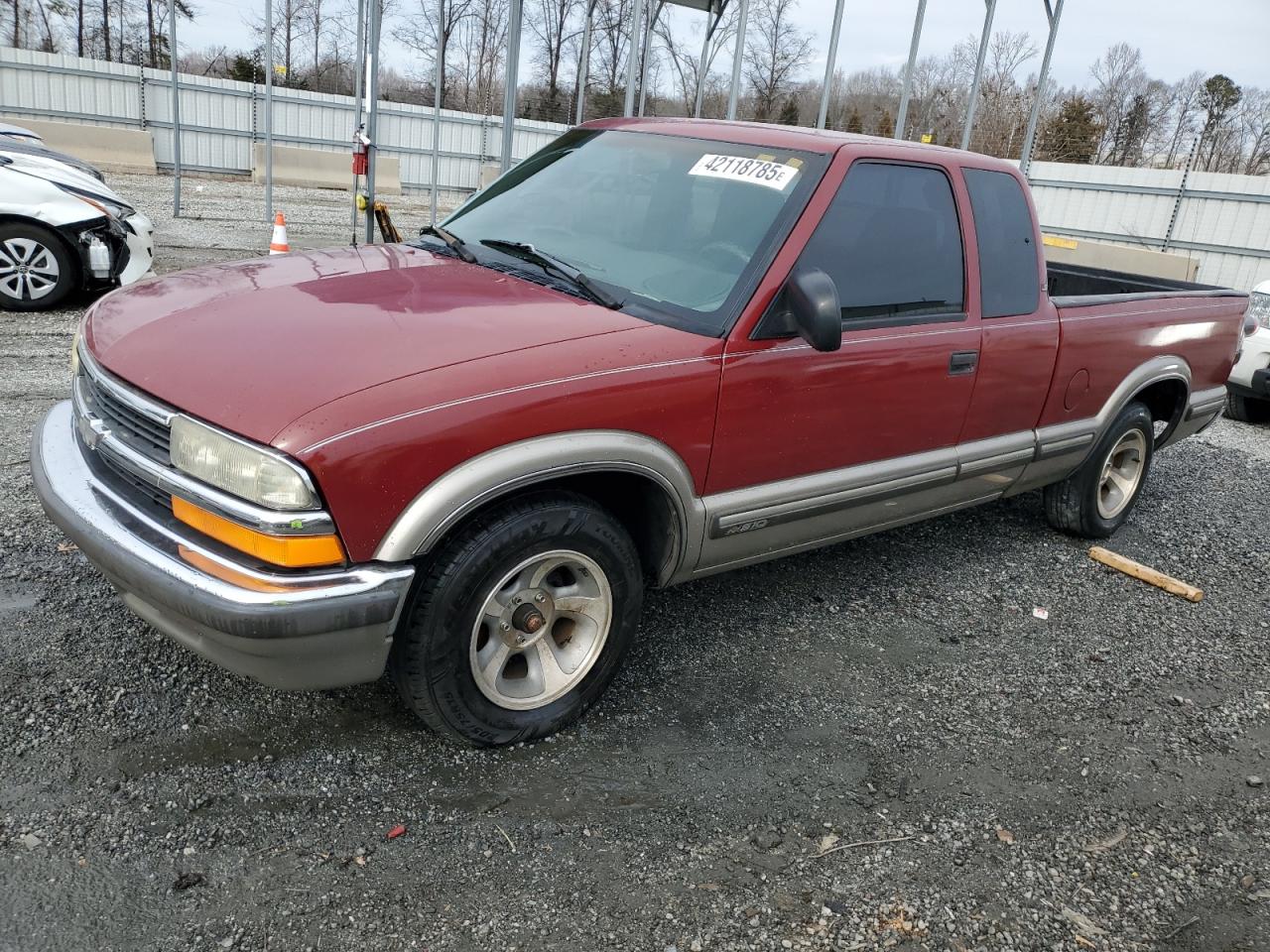  Salvage Chevrolet S-10