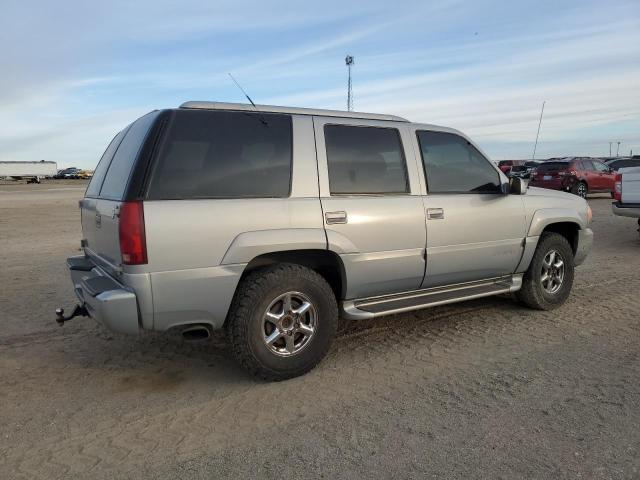 GMC DENALI 2000 silver  gas 1GKEK63R9YR225073 photo #4