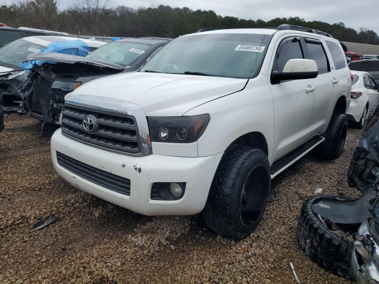  Salvage Toyota Sequoia