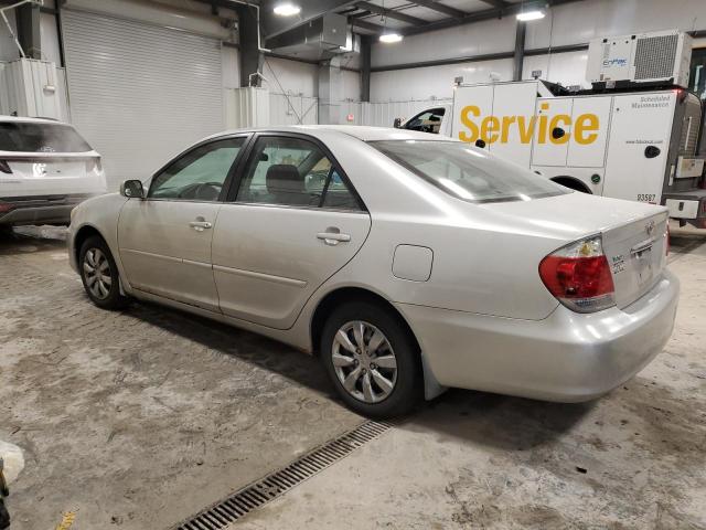 TOYOTA CAMRY LE 2005 tan sedan 4d gas 4T1BE32K05U505588 photo #3