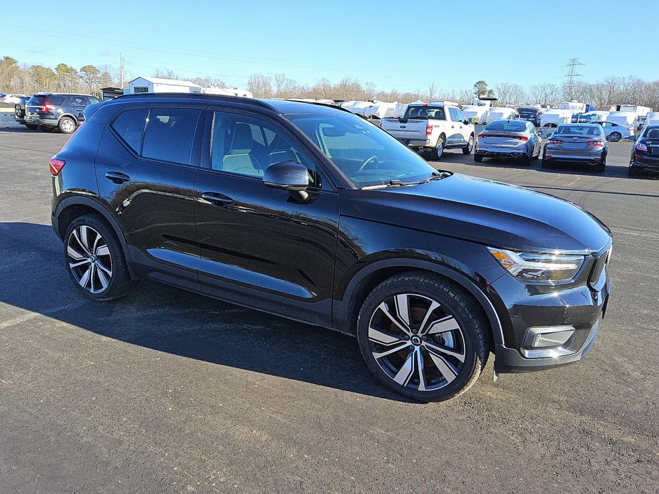 Lot #3048314723 2021 VOLVO XC40 RECHA