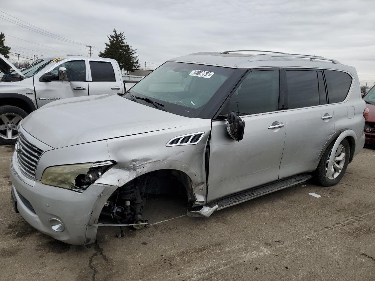 INFINITI QX56