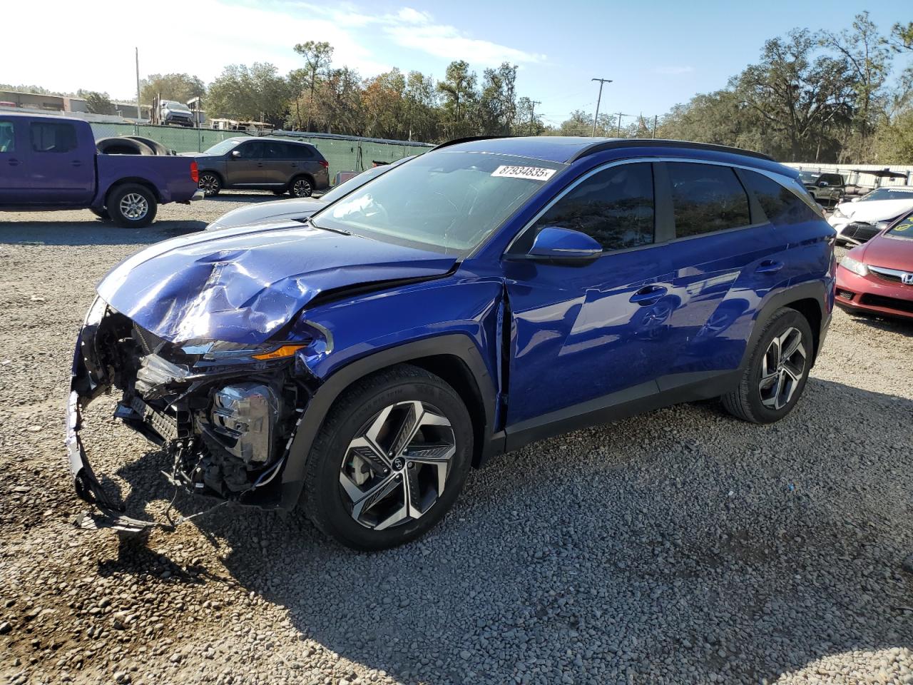  Salvage Hyundai TUCSON