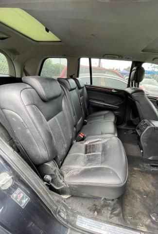 2010 MERCEDES-BENZ GL 450 4MA - 4JGBF7BE2AA560196