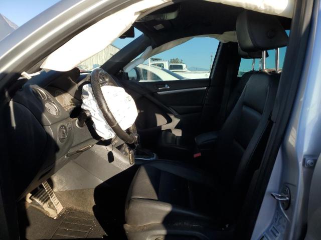 2016 VOLKSWAGEN TIGUAN S WVGAV7AXXGW610369