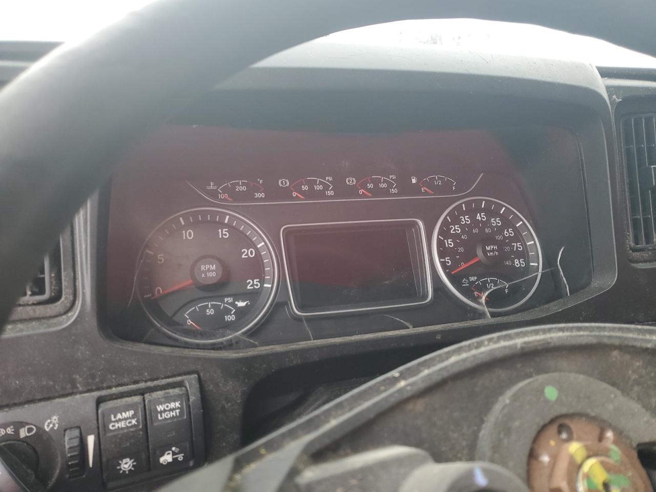 Lot #3237177636 2018 INTERNATIONAL LT625