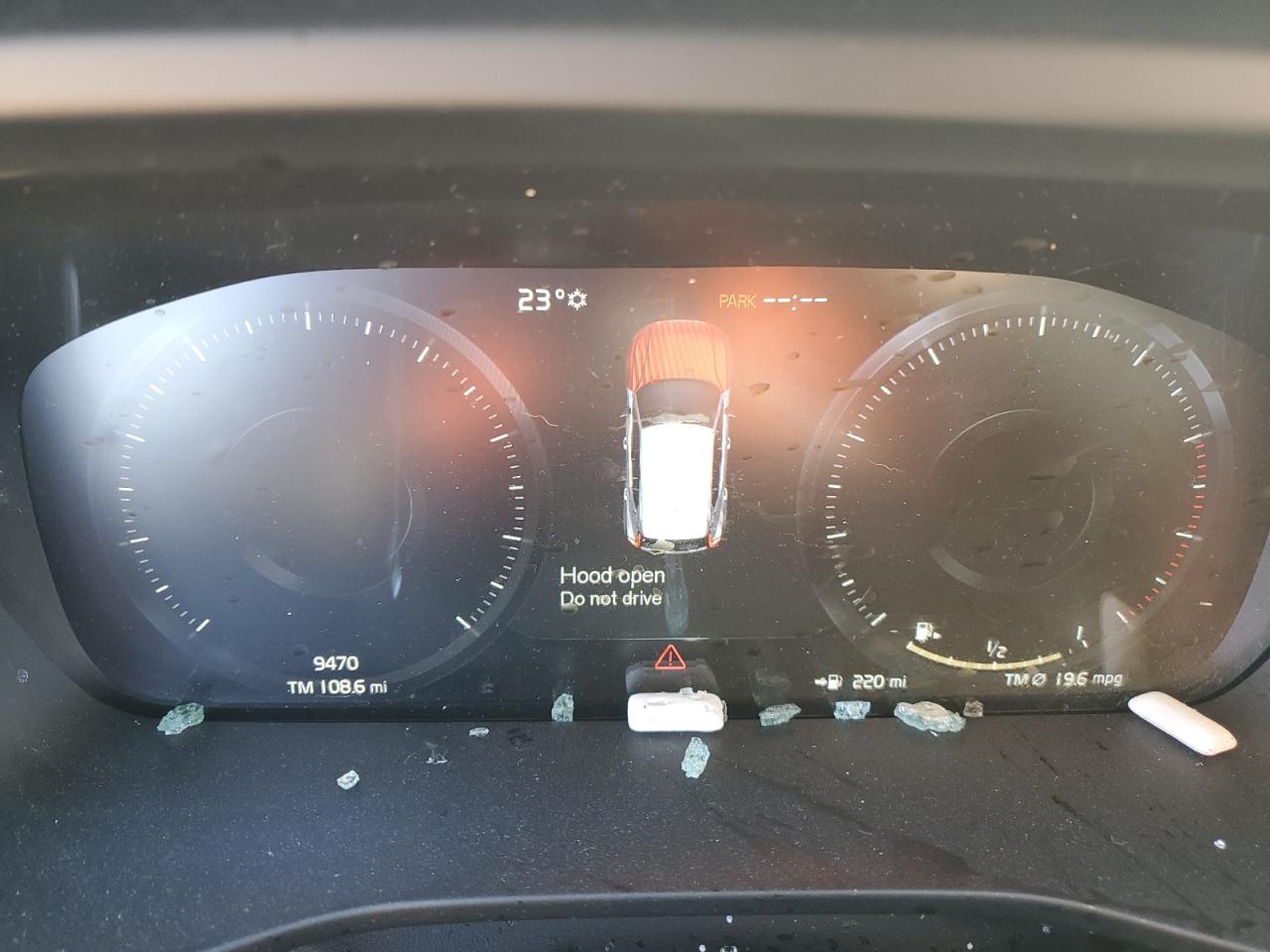 VOLVO XC40 T5 R-DESIGN