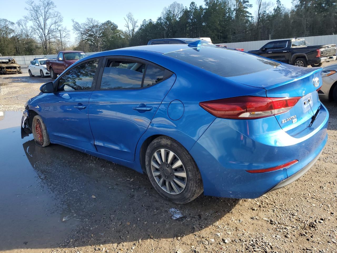 Lot #3055332413 2017 HYUNDAI ELANTRA SE