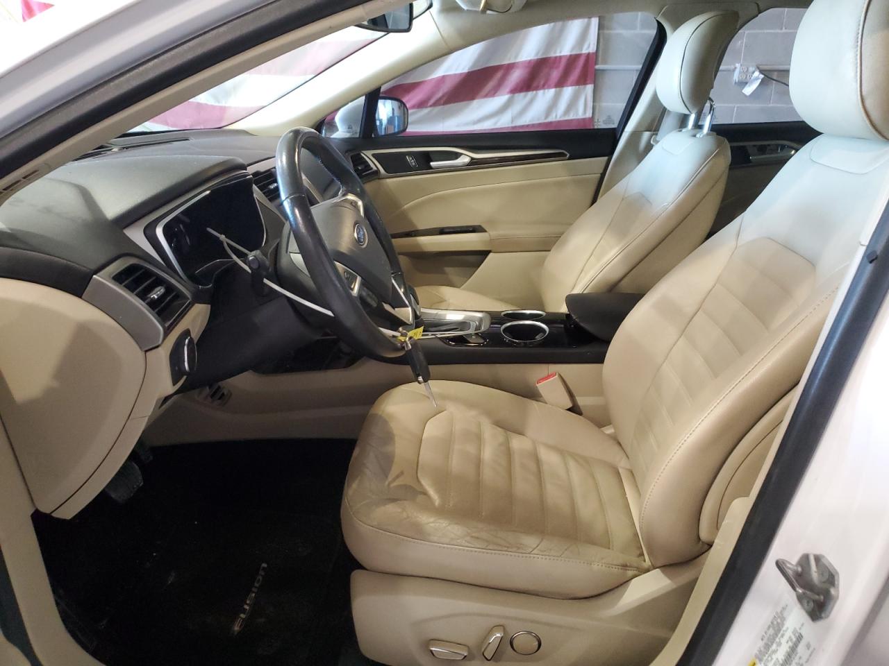 FORD FUSION SE HYBRID