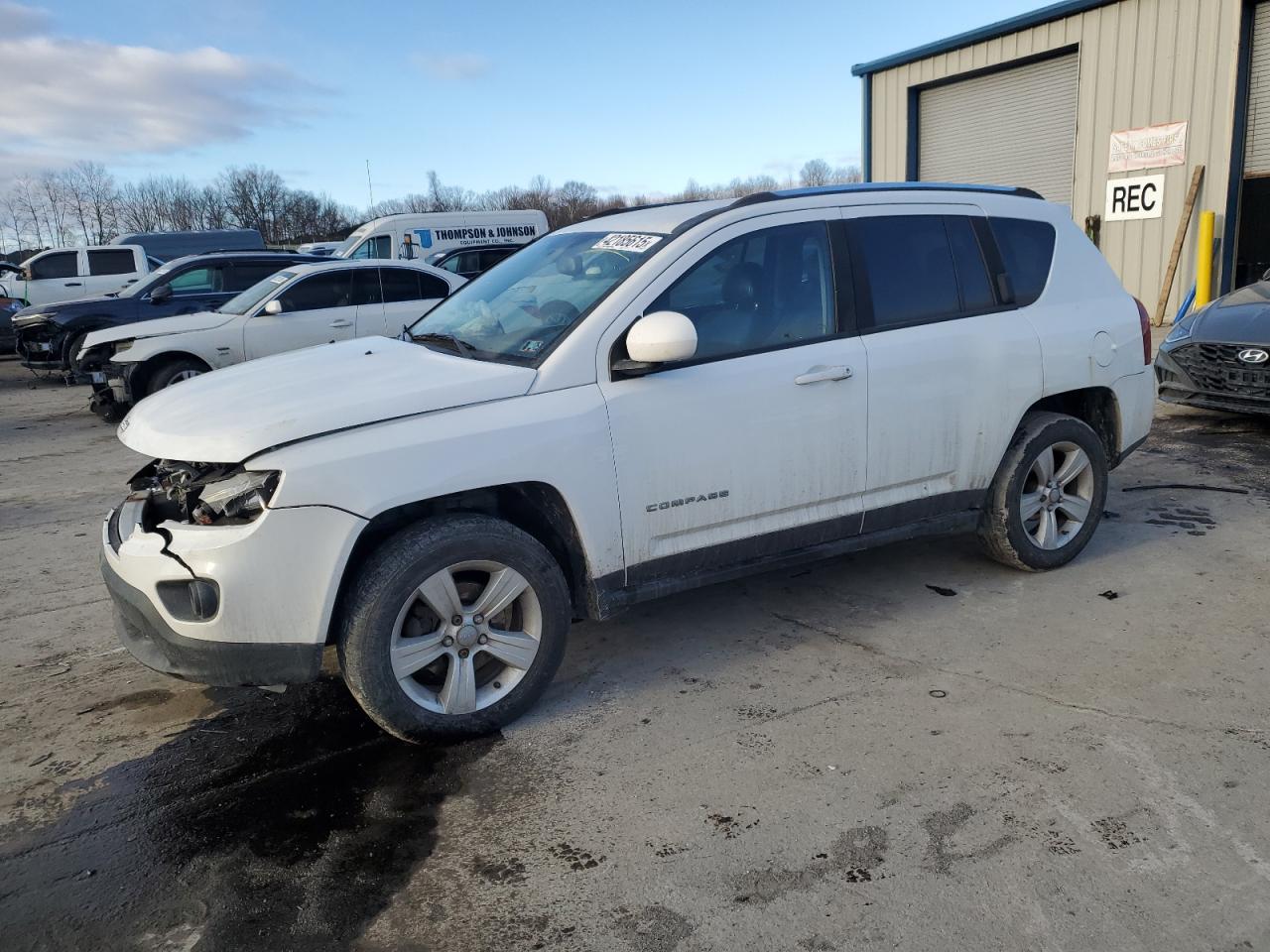  Salvage Jeep Compass