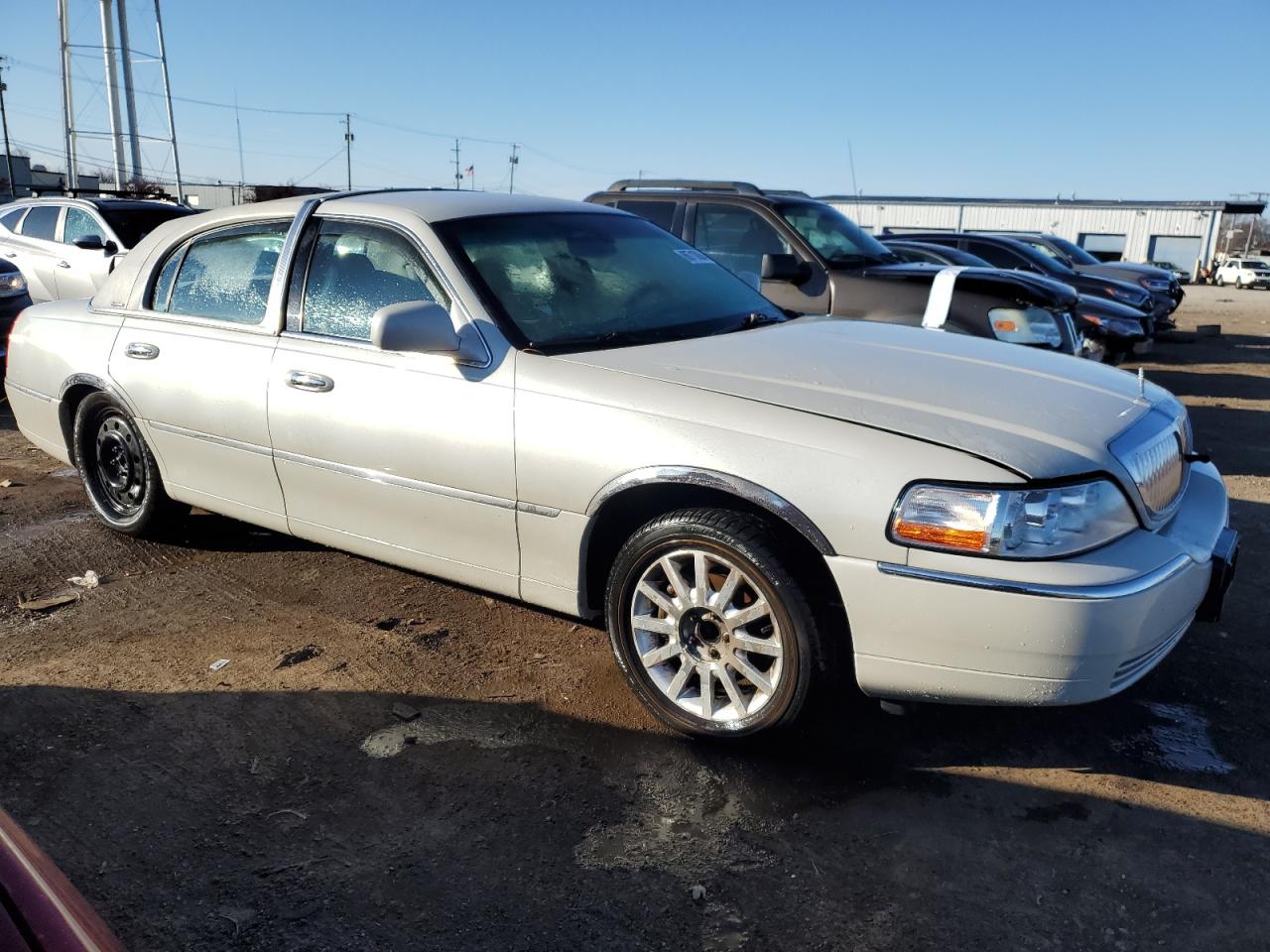 Lot #3046659323 2007 LINCOLN TOWN CAR S