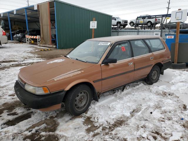 TOYOTA CAMRY DLX