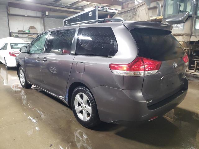 TOYOTA SIENNA LE 2011 gray  gas 5TDKK3DCXBS095708 photo #3