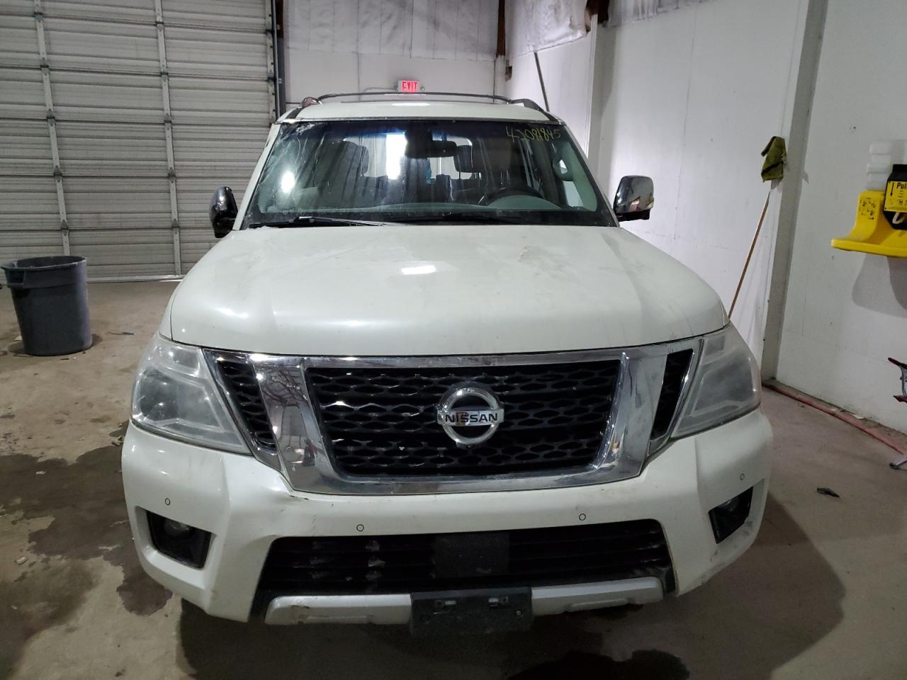 NISSAN ARMADA SV