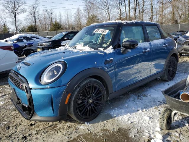 2024 MINI COOPER S - WMW53DK01R2V22068