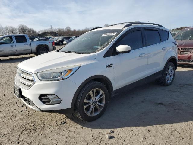 FORD ESCAPE SE 2017 white  gas 1FMCU9GD7HUA08000 photo #1