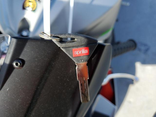 2022 APRILIA RSV4 1100 ZD4KYUA05NS000423